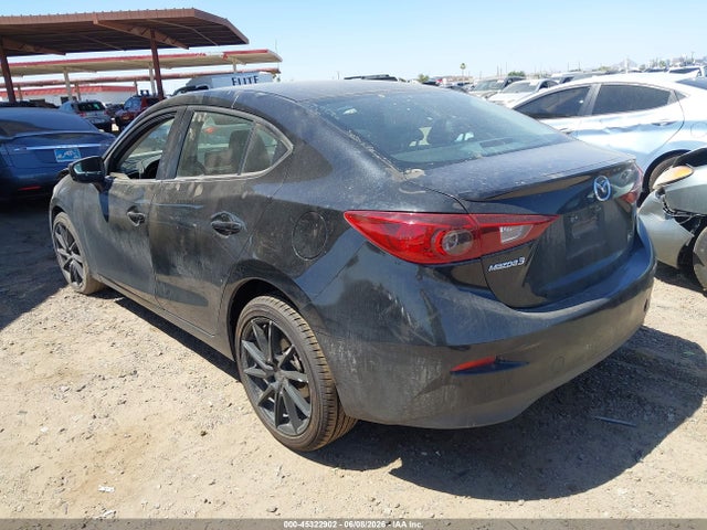 3MZBN1V3XJM201421 Mazda Mazda3 Touring