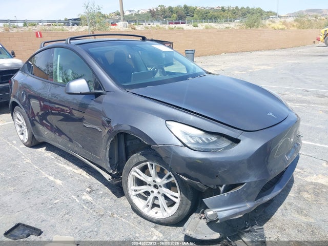 Продаж на аукціоні авто 2021 Tesla Model Y Long Range Dual Motor All-wheel Drive, vin: 5YJYGDEE4MF082218, номер лоту: 45322912