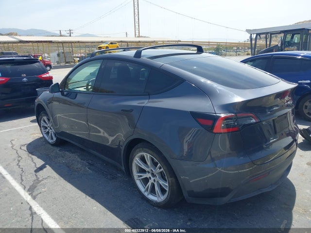 Продаж на аукціоні авто 2021 Tesla Model Y Long Range Dual Motor All-wheel Drive, vin: 5YJYGDEE4MF082218, номер лоту: 45322912