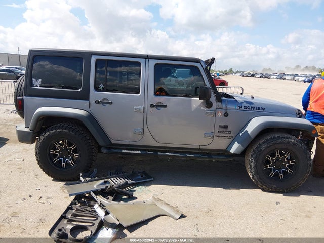 2016 Jeep Wrangler Unlimited Sport მანქანა იყიდება აუქციონზე, vin: 1C4BJWDG3GL178865, აუქციონის ნომერი: 45322942