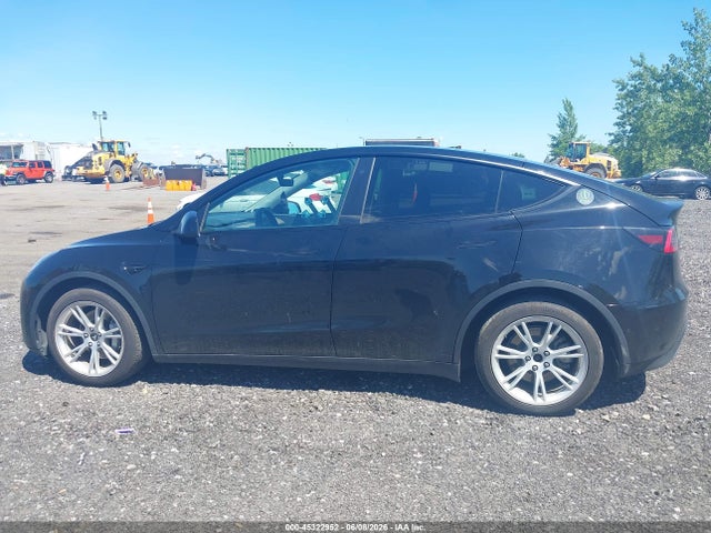 2021 Tesla Model Y Long Range Dual Motor All-wheel Drive მანქანა იყიდება აუქციონზე, vin: 5YJYGDEE7MF071102, აუქციონის ნომერი: 45322952