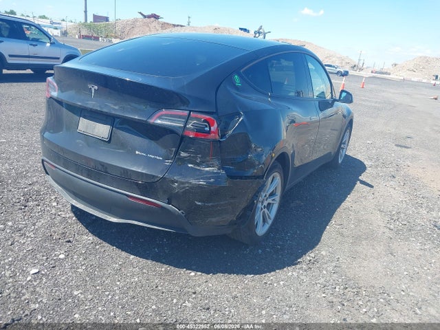 2021 Tesla Model Y Long Range Dual Motor All-wheel Drive მანქანა იყიდება აუქციონზე, vin: 5YJYGDEE7MF071102, აუქციონის ნომერი: 45322952