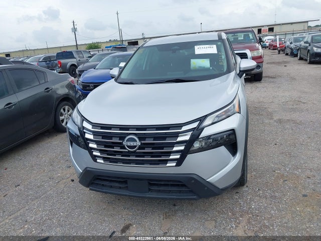 45322981 :رقم المزاد ، 5N1BT3BA4RC720772 vin ، 2024 Nissan Rogue Sv Fwd مزاد بيع