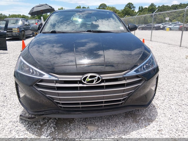 Продажа на аукционе авто 2020 Hyundai Elantra Se, vin: 5NPD74LF3LH520656, номер лота: 45323002