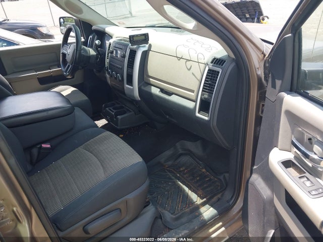 45323022 :رقم المزاد ، 1D7RV1GT1AS128614 vin ، 2010 Dodge Ram 1500 Slt/sport/trx مزاد بيع