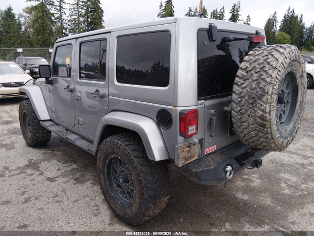 2016 Jeep Wrangler Unlimited Sahara მანქანა იყიდება აუქციონზე, vin: 1C4BJWEG6GL152467, აუქციონის ნომერი: 45323055