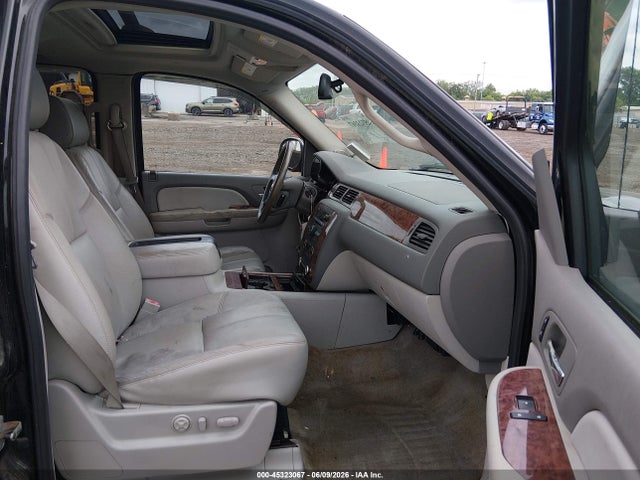 45323067 :رقم المزاد ، 3GNFK12Y78G170660 vin ، 2008 Chevrolet Avalanche 1500 Ltz مزاد بيع