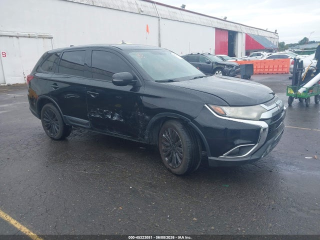 45323081 :رقم المزاد ، JA4AZ3A33KZ050923 vin ، 2019 Mitsubishi Outlander Se مزاد بيع