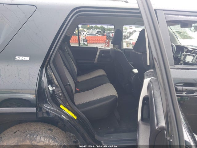 Toyota 4RUNNER SR5 2016 JTEBU5JR4G5330305 Image 8
