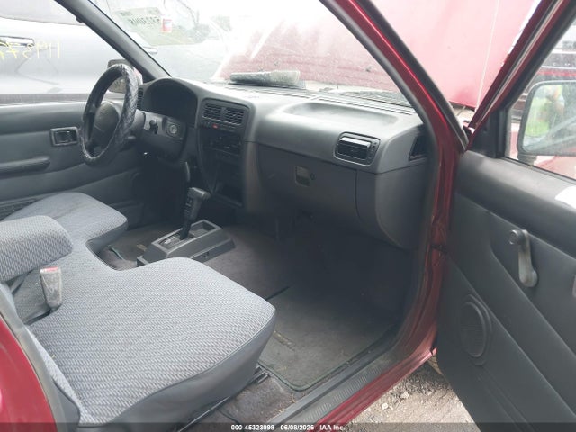 Продажа на аукционе авто 1997 Nissan 4x2 Truck Xe, vin: 1N6SD11SXVC395200, номер лота: 45323098