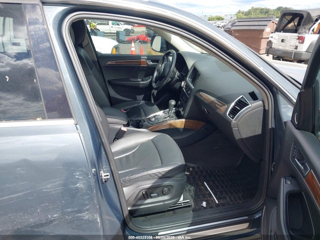 45323106 :رقم المزاد ، WA1LKAFP6AA070853 vin ، 2010 Audi Q5 3.2 Premium مزاد بيع