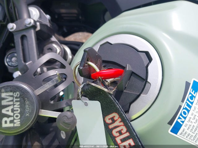 Kawasaki Kle300 C 2024 JKALE8C16RDA17907 Image 11