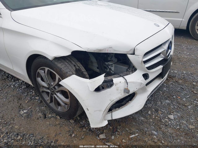 2017 Mercedes-benz C 300 მანქანა იყიდება აუქციონზე, vin: 55SWF4JB0HU212134, აუქციონის ნომერი: 45323165