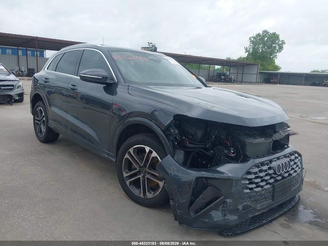 Продаж на аукціоні авто 2025 Audi All-new Q5 Premium Tfsi Quattro S Tronic, vin: WA11AAGUXS2040989, номер лоту: 45323183