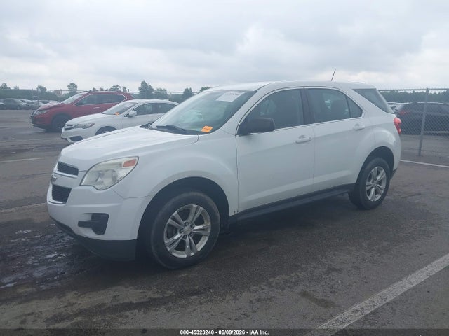 Chevrolet EQUINOX LS 2015 2GNALAEK9F1173631 Image 2
