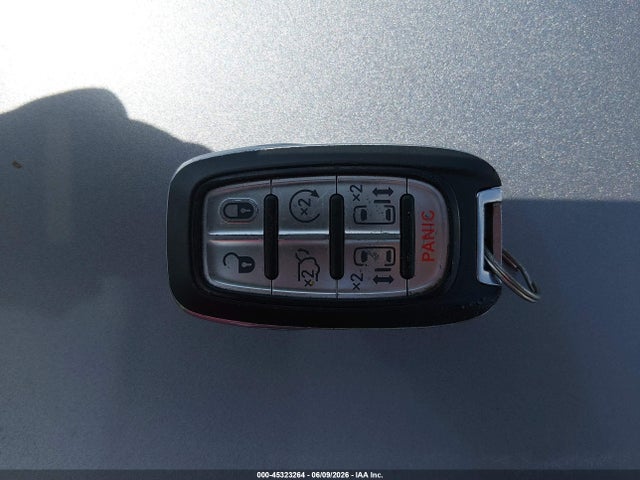 Продаж на аукціоні авто 2018 Chrysler Pacifica Touring L, vin: 2C4RC1BG5JR115697, номер лоту: 45323264