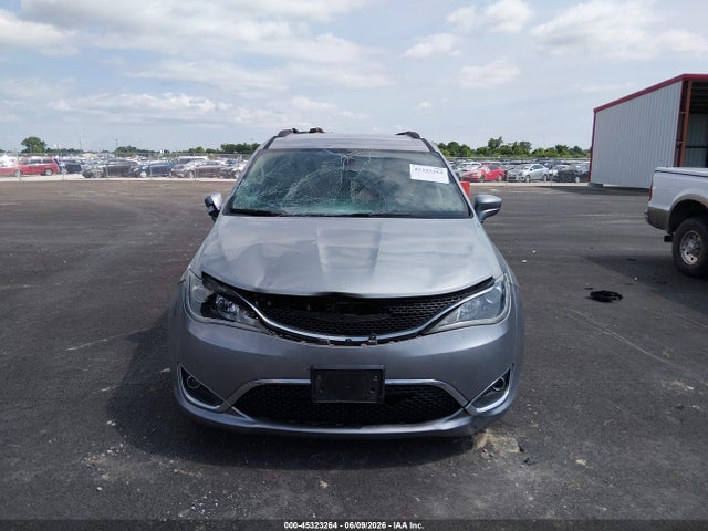 Продаж на аукціоні авто 2018 Chrysler Pacifica Touring L, vin: 2C4RC1BG5JR115697, номер лоту: 45323264
