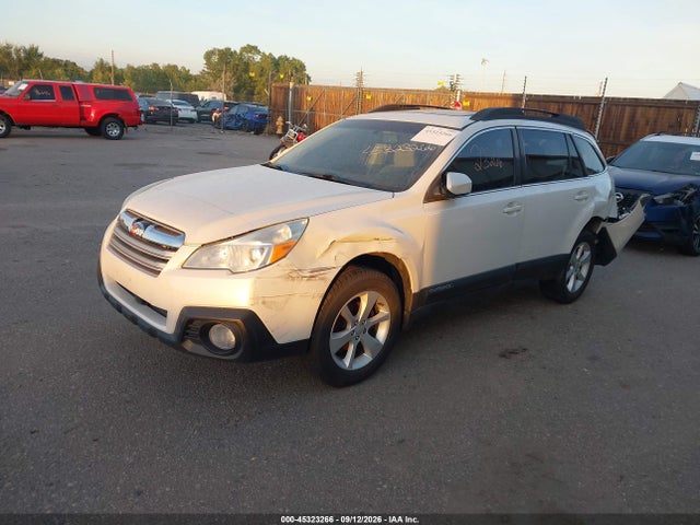 45323266 :رقم المزاد ، 4S4BRCCC2D1212044 vin ، 2013 Subaru Outback 2.5i Premium مزاد بيع