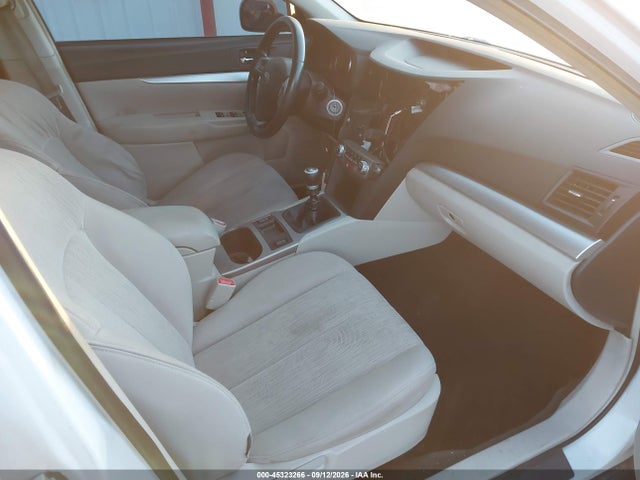 45323266 :رقم المزاد ، 4S4BRCCC2D1212044 vin ، 2013 Subaru Outback 2.5i Premium مزاد بيع