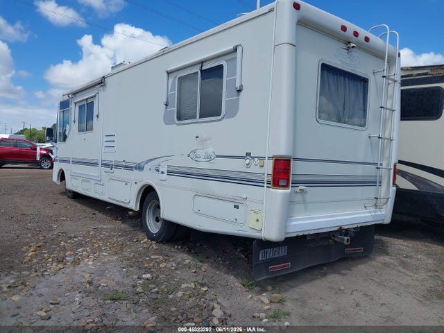 2001 Workhorse Custom Chassis Motorhome Chassis P3500 მანქანა იყიდება აუქციონზე, vin: 5B4KP57GX13331968, აუქციონის ნომერი: 45323292