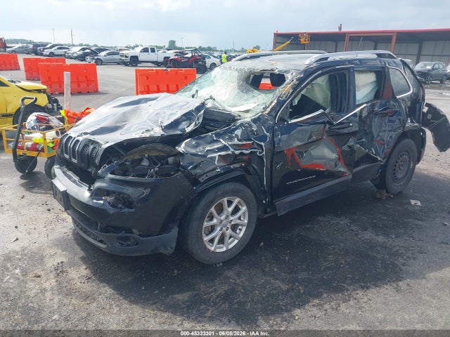 Auction sale of the 2015 Jeep Cherokee Latitude, vin: 1C4PJMCBXFW789070, lot number: 45323301