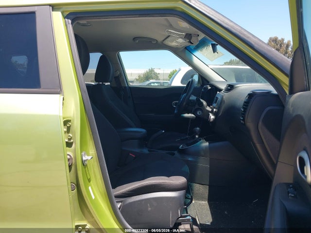 45323306 :رقم المزاد ، KNDJN2A26F7756367 vin ، 2015 Kia Soul مزاد بيع