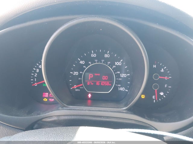 45323306 :رقم المزاد ، KNDJN2A26F7756367 vin ، 2015 Kia Soul مزاد بيع