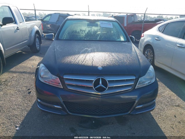 Aukcja sprzedaży 2014 Mercedes-benz C 250 Luxury, vin: WDDGF4HBXER319988, numer aukcji: 45323326