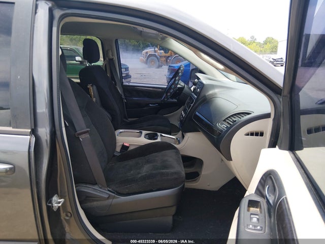 Aukcja sprzedaży 2016 Dodge Grand Caravan Sxt, vin: 2C4RDGCG3GR323939, numer aukcji: 45323339