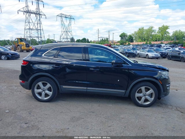 45323363 :رقم المزاد ، 5LMCJ1D93HUL08219 vin ، 2017 Lincoln Mkc Premiere مزاد بيع
