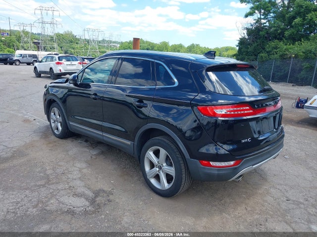 45323363 :رقم المزاد ، 5LMCJ1D93HUL08219 vin ، 2017 Lincoln Mkc Premiere مزاد بيع