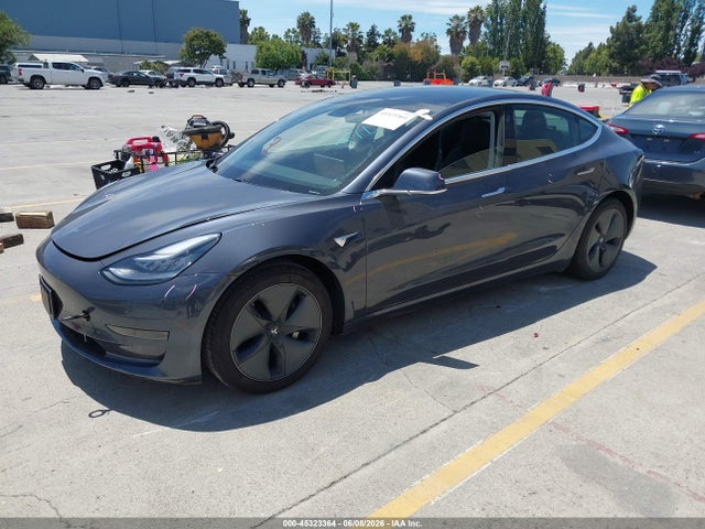45323364 :رقم المزاد ، 5YJ3E1EA4LF739366 vin ، 2020 Tesla Model 3 Standard Range Plus Rear-wheel Drive/standard Range Rear-wheel Drive مزاد بيع