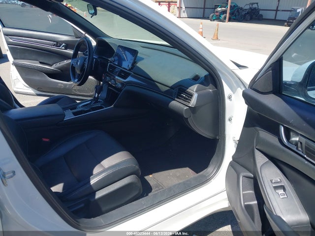 1HGCV1F34JA102226 Honda Accord Sport