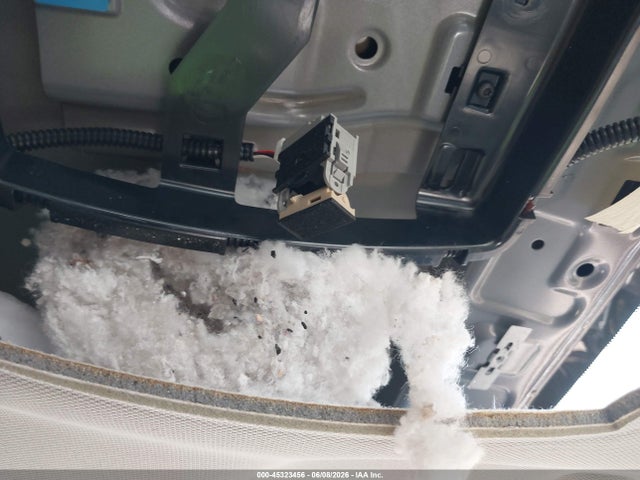 Toyota Sienna Le 8 Passenger 2018 5TDKZ3DC6JS921285 Image 6
