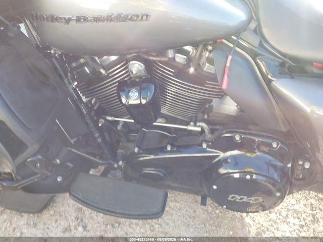 Harley-Davidson FLTRK 2021 1HD1KZF1XMB616462 Image 9