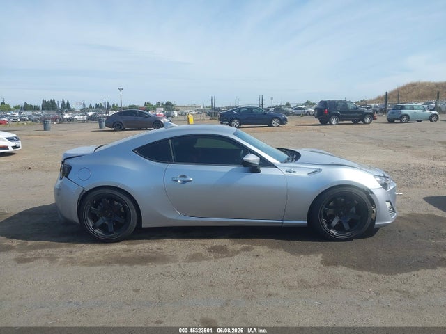 JF1ZNAA16G9703779 Scion FR-S