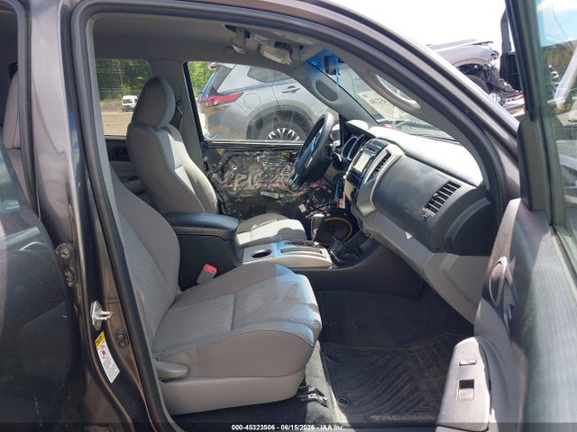 3TMMU4FN9FM079335 Toyota Tacoma Base V6