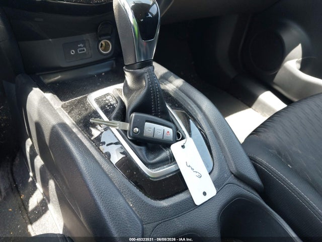 KNMAT2MV6JP560983 Nissan ROGUE S