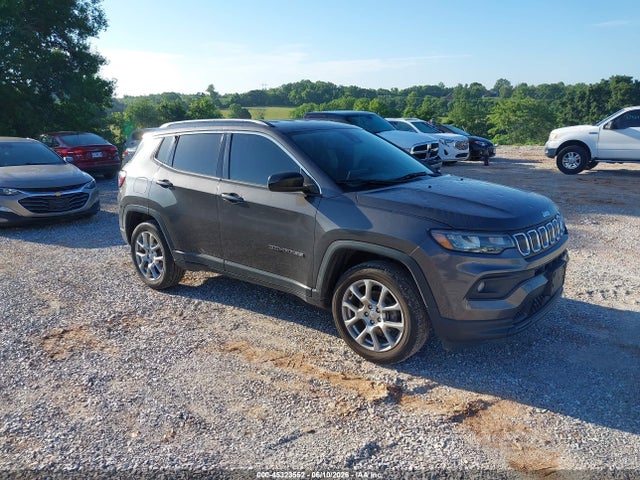 Jeep Compass Latitude Lux 4x4 2022 3C4NJDFB5NT221686 zdjęcie główne