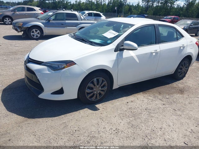 Продаж на аукціоні авто 2017 Toyota Corolla Le, vin: 5YFBURHE3HP602460, номер лоту: 45323558