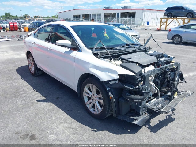 2015 Chrysler 200 Limited მანქანა იყიდება აუქციონზე, vin: 1C3CCCAB3FN687111, აუქციონის ნომერი: 45323569