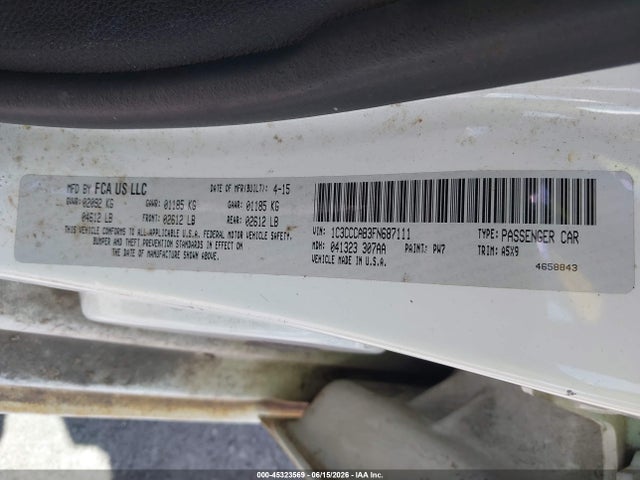2015 Chrysler 200 Limited მანქანა იყიდება აუქციონზე, vin: 1C3CCCAB3FN687111, აუქციონის ნომერი: 45323569