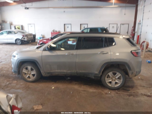 Продажа на аукционе авто 2022 Jeep Compass Latitude 4x4, vin: 3C4NJDBB6NT181933, номер лота: 45323605