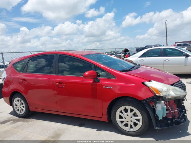 2013 Toyota Prius V Three მანქანა იყიდება აუქციონზე, vin: JTDZN3EU3D3284878, აუქციონის ნომერი: 45323631