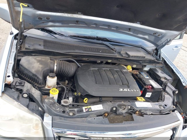 45323667 :رقم المزاد ، 2C4RC1BG0DR596723 vin ، 2013 Chrysler Town & Country Touring مزاد بيع