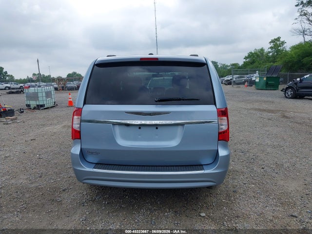 45323667 :رقم المزاد ، 2C4RC1BG0DR596723 vin ، 2013 Chrysler Town & Country Touring مزاد بيع