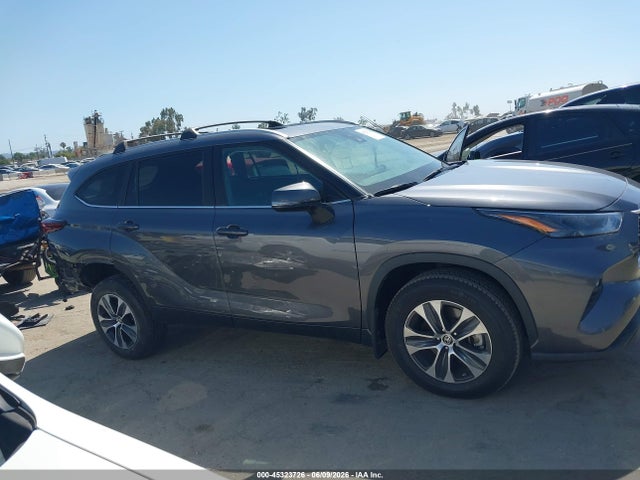 Toyota Highlander Xle 2024 5TDKDRBH0RS537935 Image 14