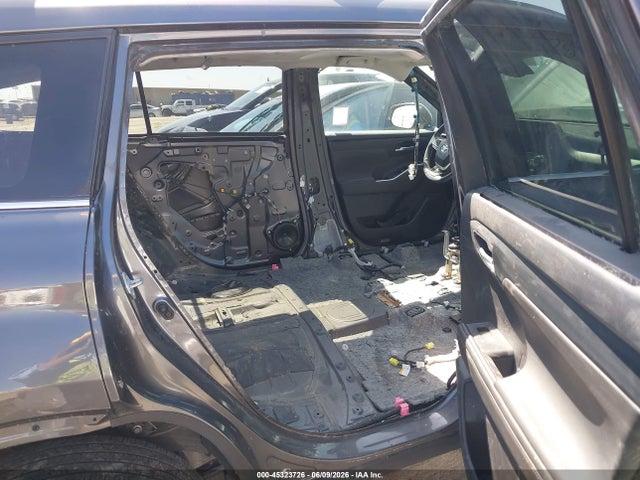 Toyota Highlander Xle 2024 5TDKDRBH0RS537935 Image 8
