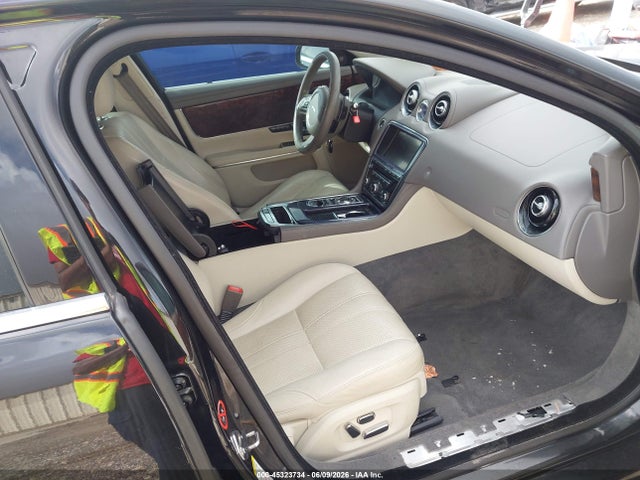Aukcja sprzedaży 2013 Jaguar Xj, vin: SAJWA1C79D8V39974, numer aukcji: 45323734