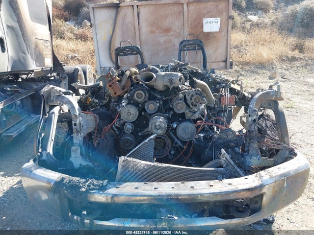 Ford F-550 Chassis Xl 2019 1FDUF5GT1KEE93704 Image 13